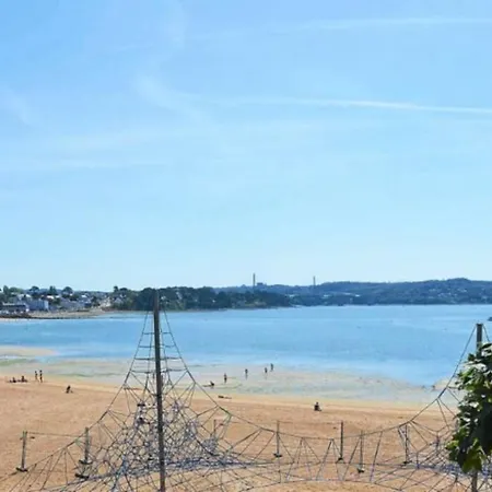 Apartment T1 Bis Dans Un Quartier Calme Brest